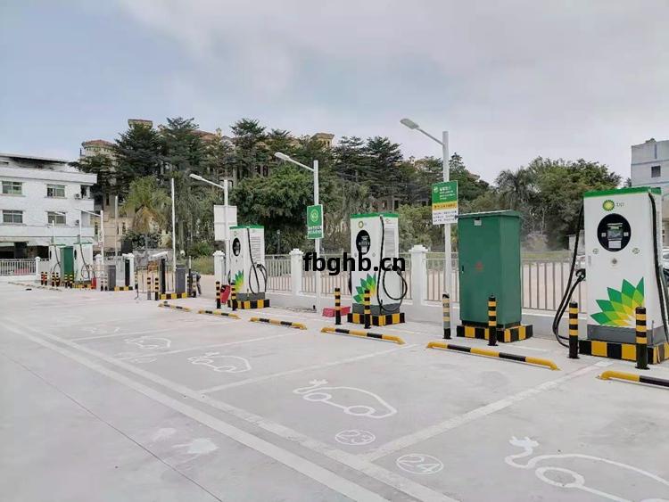 充電樁的(de)分(fen)類(lei)和(he)應(ying)用