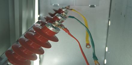 環(huan)網櫃高壓(ya)避(bi)雷(lei)器(qi)